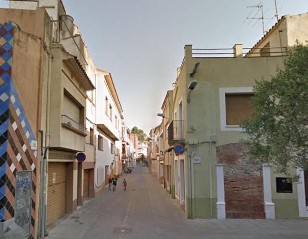 Adosada en venta en Malgrat de Mar, CENTRE photo 0