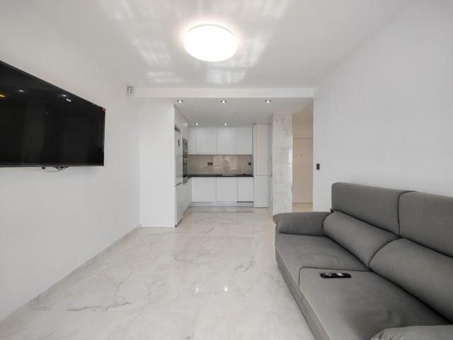 Apartamento en venta en Torrevieja, Punta Prima photo 0