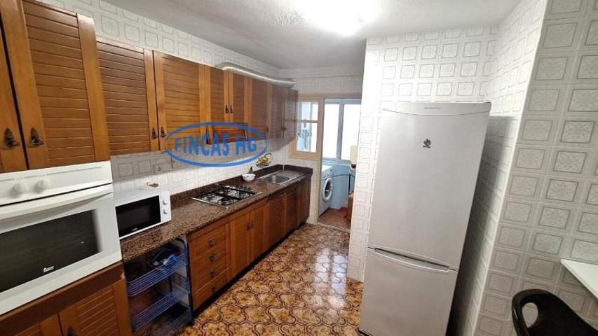 Piso en venta en Alicante, Santo Domingo photo 0