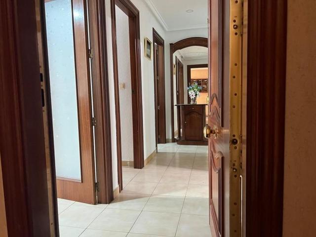 Apartamento en venta en Torrevieja, Playa del cura photo 0