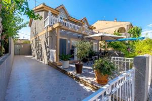 Chalet en venta en Santiago de la Ribera, Santiago de la Ribera photo 0