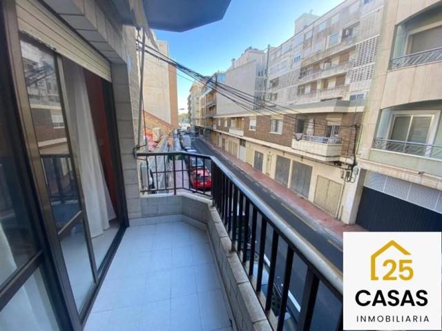 Piso en venta en Torrevieja, Paseo maritimo photo 0