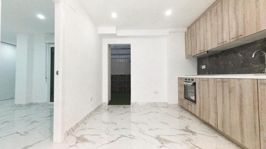 Apartamento en venta en Torrevieja photo 0
