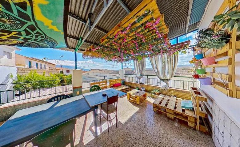 Casa en venta en Padul, Avda. de Andalucía photo 0