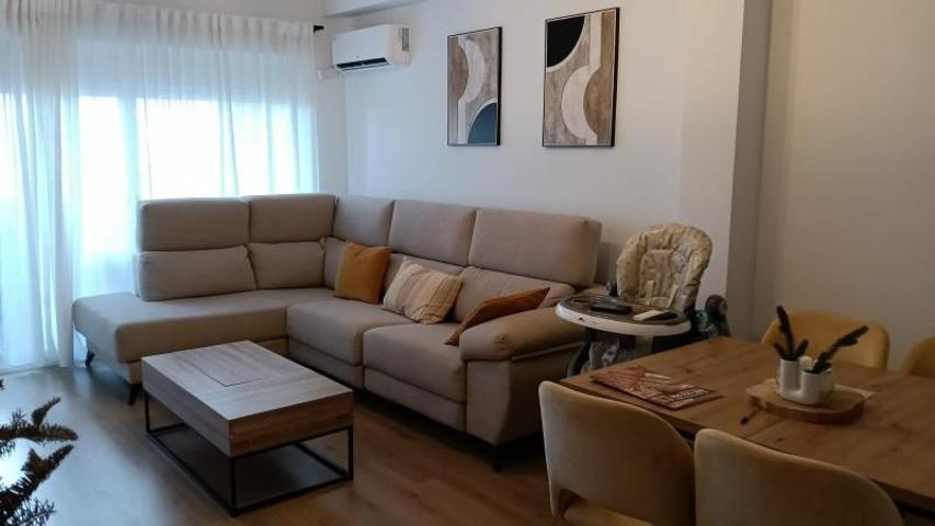 Piso en venta en Córdoba, Av. Barcelona - Viñuela - Rescatado photo 0