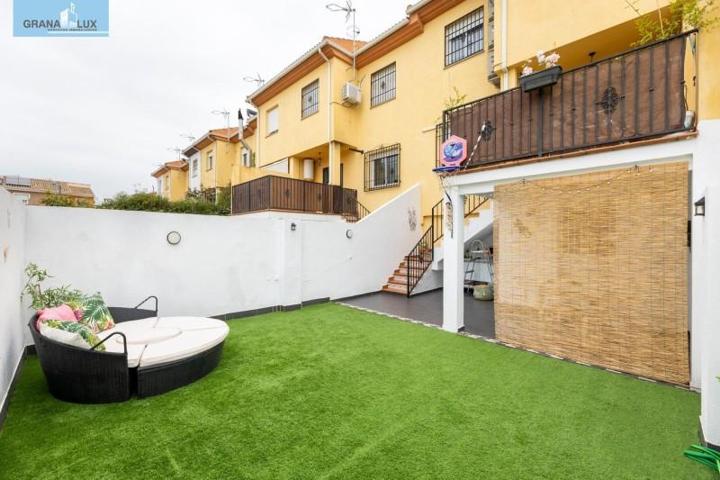 Adosada en venta en Vegas del Genil, Vega de granada zona noroeste photo 0