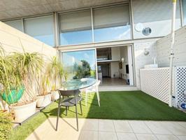 Apartamento en venta en Valencia, Vara de Quart photo 0