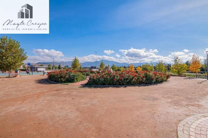 Piso en venta en Granada, Zaidín photo 0