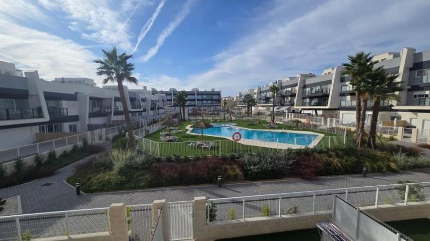 Apartamento en venta en Santa Pola, Centro comercial monte y mar photo 0