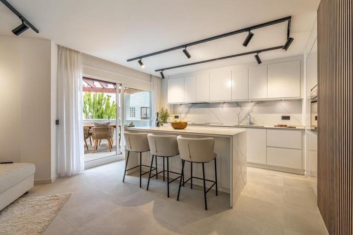 Piso en venta en Marbella, Marbella photo 0