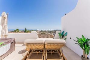 Casa en venta en Benahavís, Benahavis photo 0