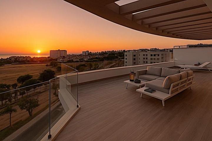 Aticos en venta en Torremolinos, Los Álamos photo 0