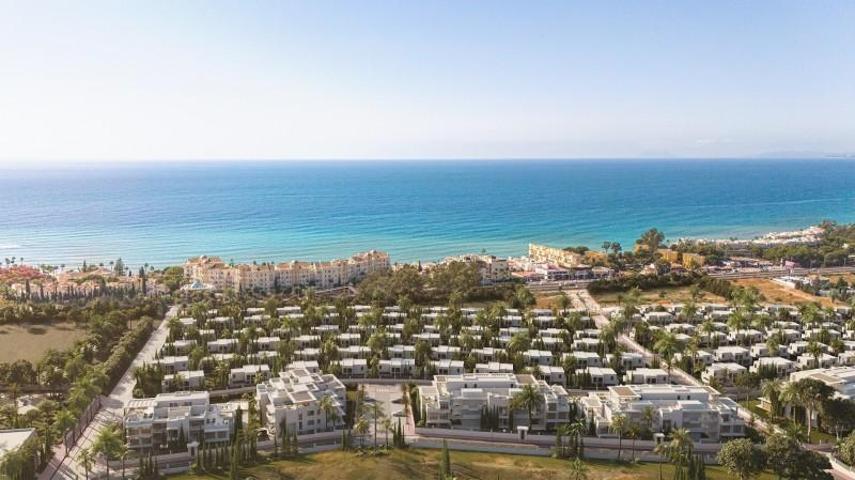 Aticos en venta en Estepona, Estepona photo 0