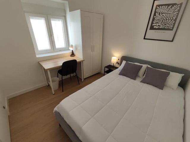 Habitación en alquiler en Ontinyent, Carrer de Tomàs Valls, 46870 photo 0