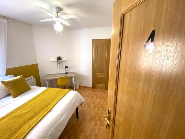 Habitación en alquiler en León, Avenida Doctor Fleming, 24009 photo 0