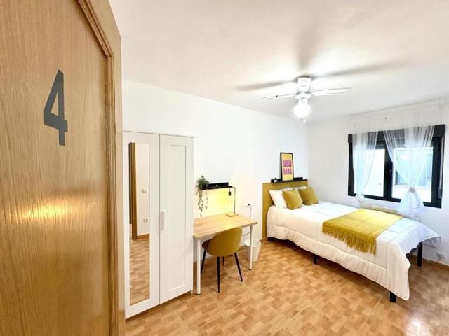 Habitación en alquiler en León, Calle Miguel de Unamuno, 24009 photo 0