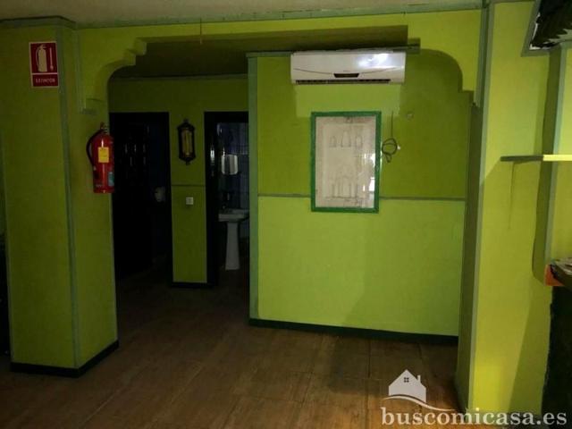 Local comercial en alquiler en Linares, Avenida de Andalucía, 23700 photo 0