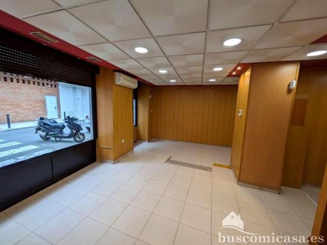 Local comercial en alquiler en Linares, Calle Julio Burell, 23700 photo 0