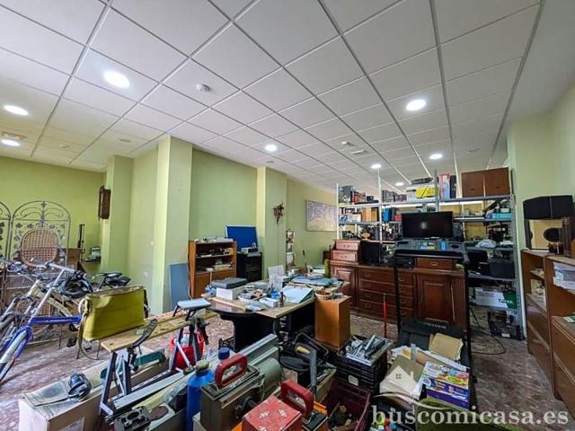 Local comercial en alquiler en Linares, Avenida de Andalucía, 23700 photo 0