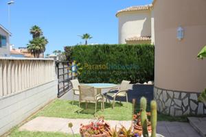 Chalet en alquiler en Oliva, Oliva Nova photo 0