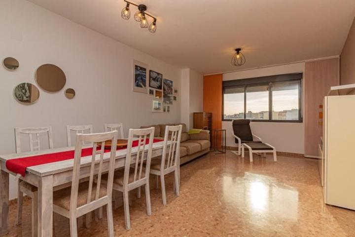 Piso en alquiler en Castellón de la Plana, Uji photo 0