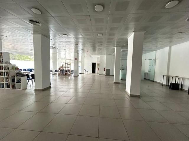 Local comercial en alquiler en Albacete, Industria photo 0