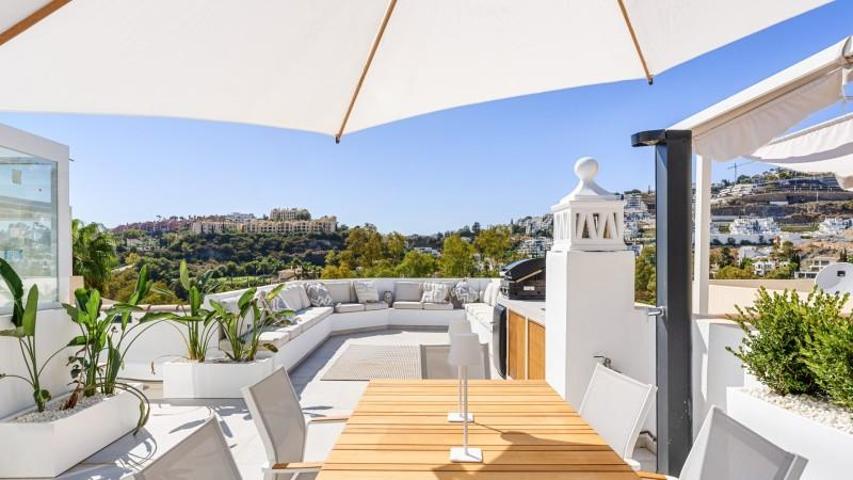 Casa en alquiler en Benahavís, Benahavis photo 0