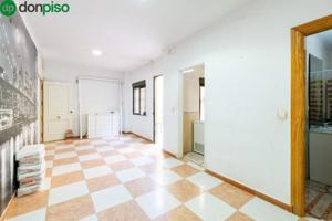 Casa en venta en Fuente Vaqueros, Vega de granada zona noroeste photo 0