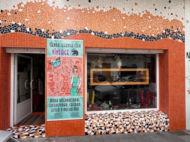 Local comercial en venta en Torrevieja, Torrevieja photo 0