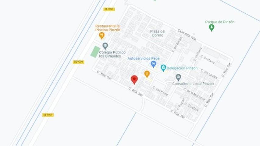 Chalet en venta en Utrera, Andalucia photo 0