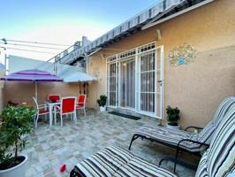 Bungalow en venta en Torrevieja, El Chaparral photo 0