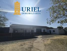 Casa en venta en Carmona, Urbanizacion la celada photo 0