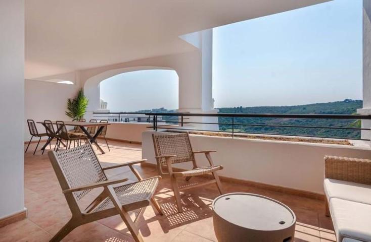 Piso en venta en Casares, Casares photo 0