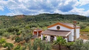 Piso en venta en Guaro, Guaro photo 0