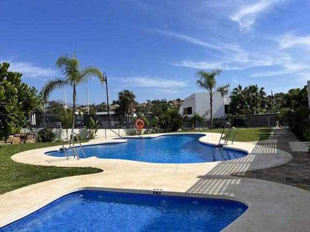 Casa en venta en Estepona, Estepona photo 0