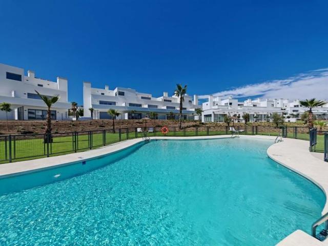 Aticos en venta en Estepona, Estepona photo 0