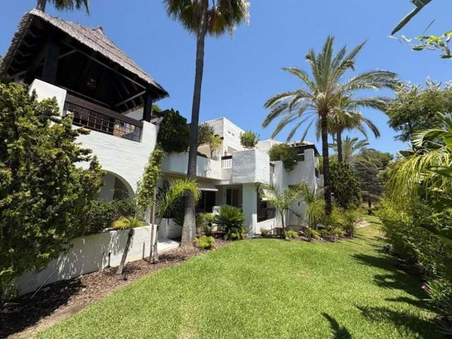 Piso en venta en Marbella, Marbella photo 0