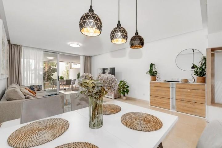 Piso en venta en Marbella, Marbella photo 0