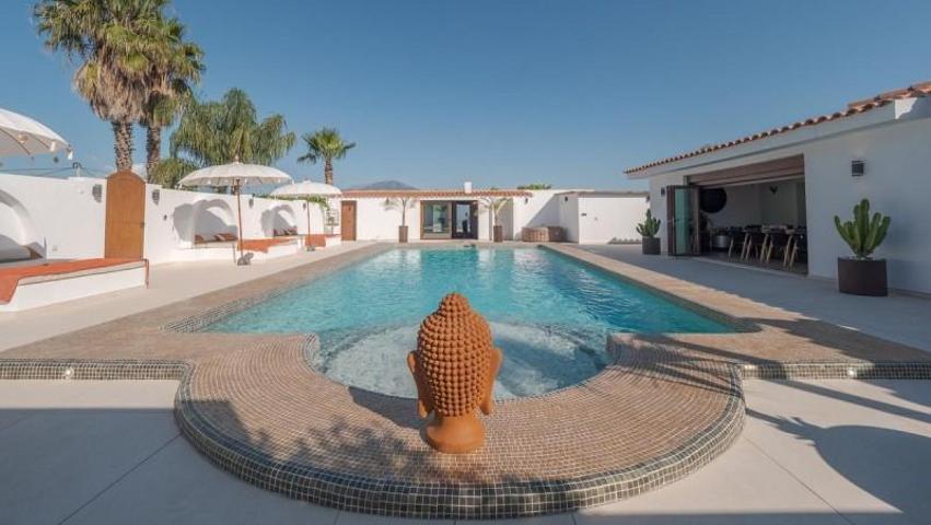 Piso en venta en Coín, Coín photo 0