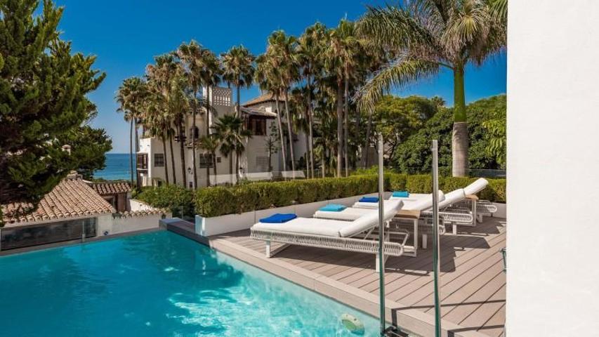 Chalet en venta en Marbella, Marbella photo 0