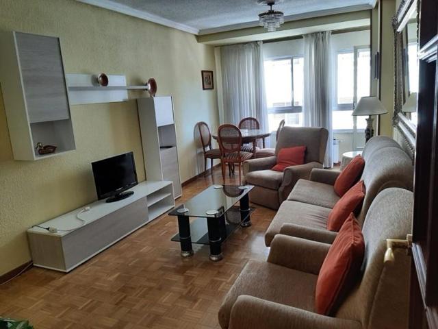 Habitación en alquiler en Salamanca, Carmelitas photo 0