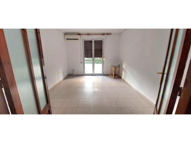 Piso en alquiler en Córdoba photo 0