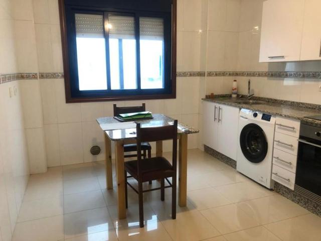 Apartamento en alquiler en Pontevedra, Pontevedra photo 0