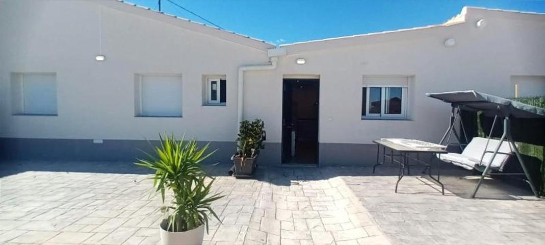 Casa en alquiler en Elche, Valverde photo 0