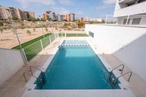 Piso en alquiler en Zaragoza, Montecanal-Valdespartera-Rosales del Canal photo 0