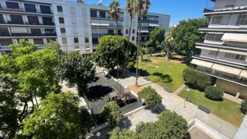 Piso en alquiler en Jerez de la Frontera, Plaza del Caballo photo 0