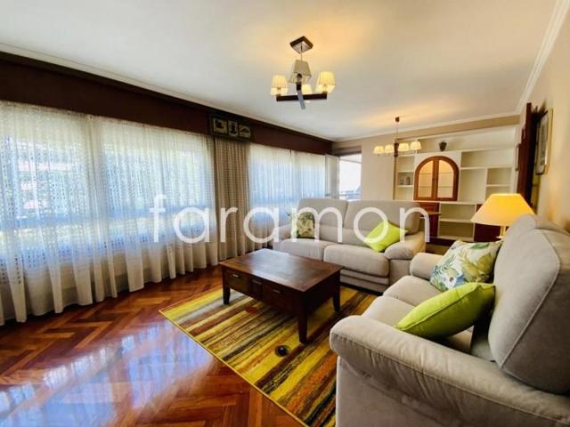 Piso en alquiler en Vigo, Rúa de García Barbón, 36201 photo 0