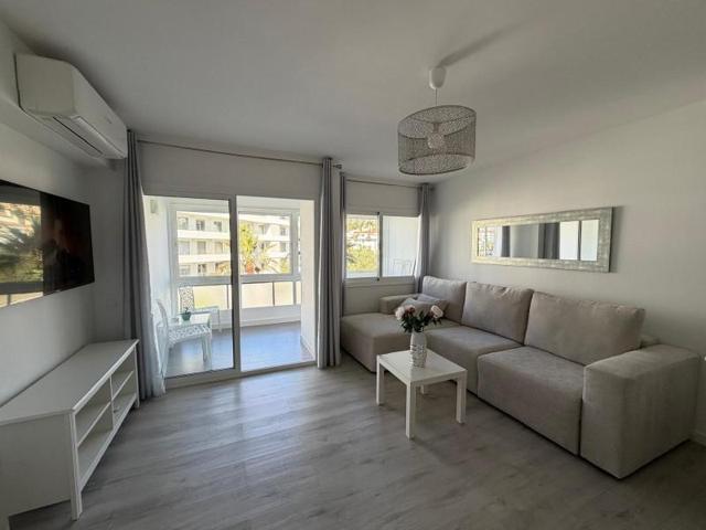 Piso en alquiler en Marbella, Marbella photo 0