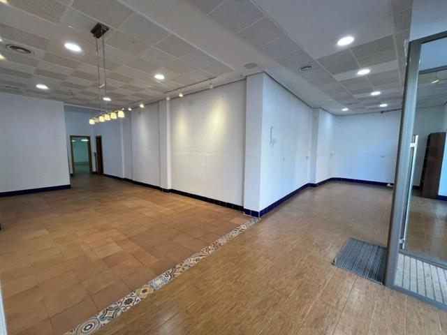 Local comercial en alquiler en Valencia, Valencia photo 0