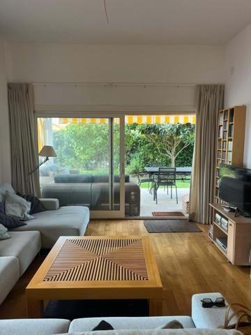 Piso en alquiler en Estepona, Estepona photo 0